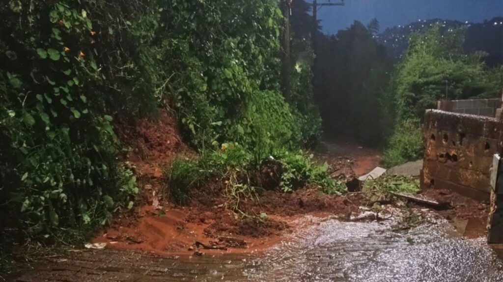 deslizamento de terra em campos do jordão