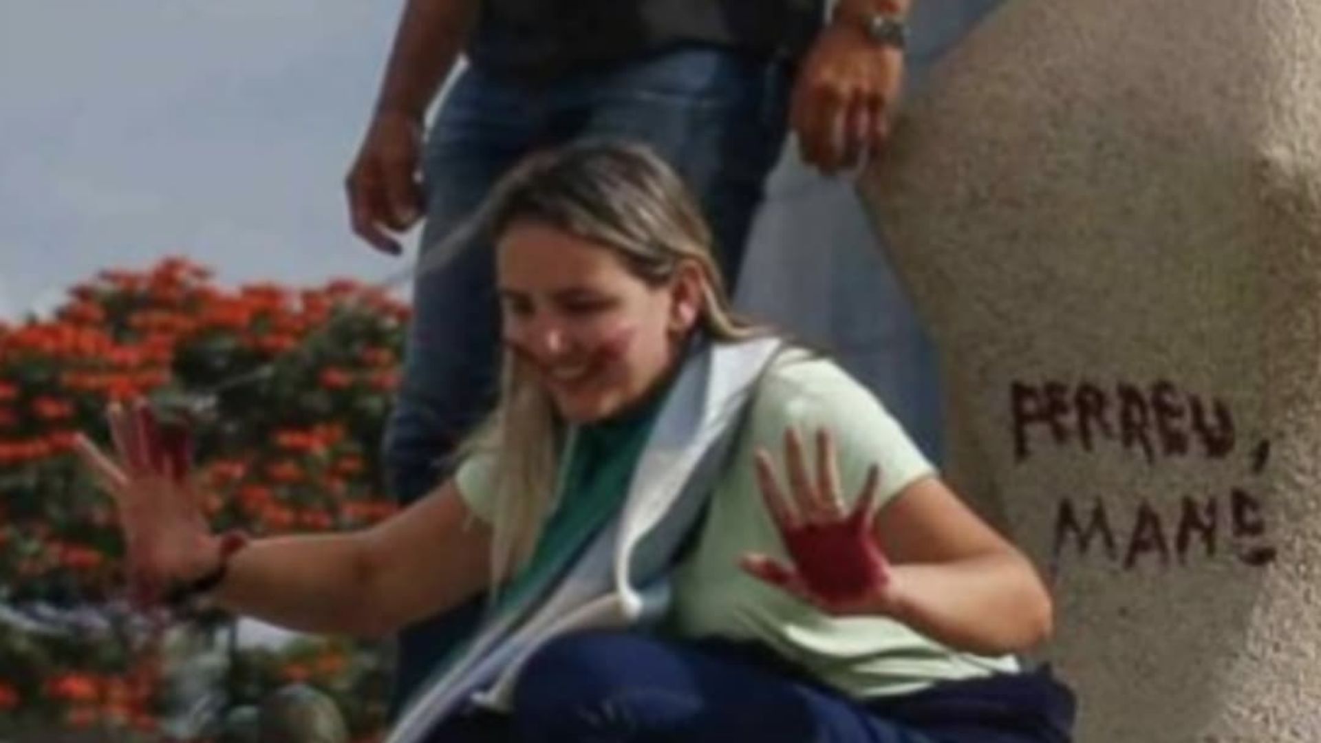 Mulher condenada no 8 de Janeiro