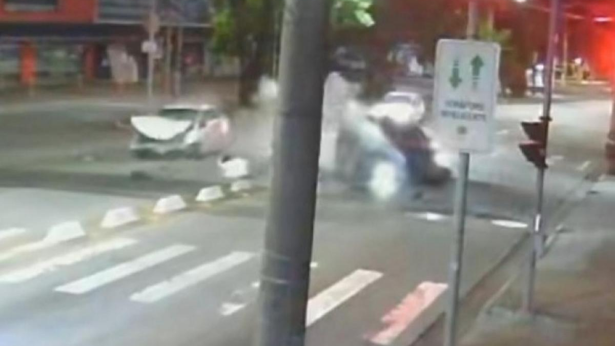 acidente na JK em SJC