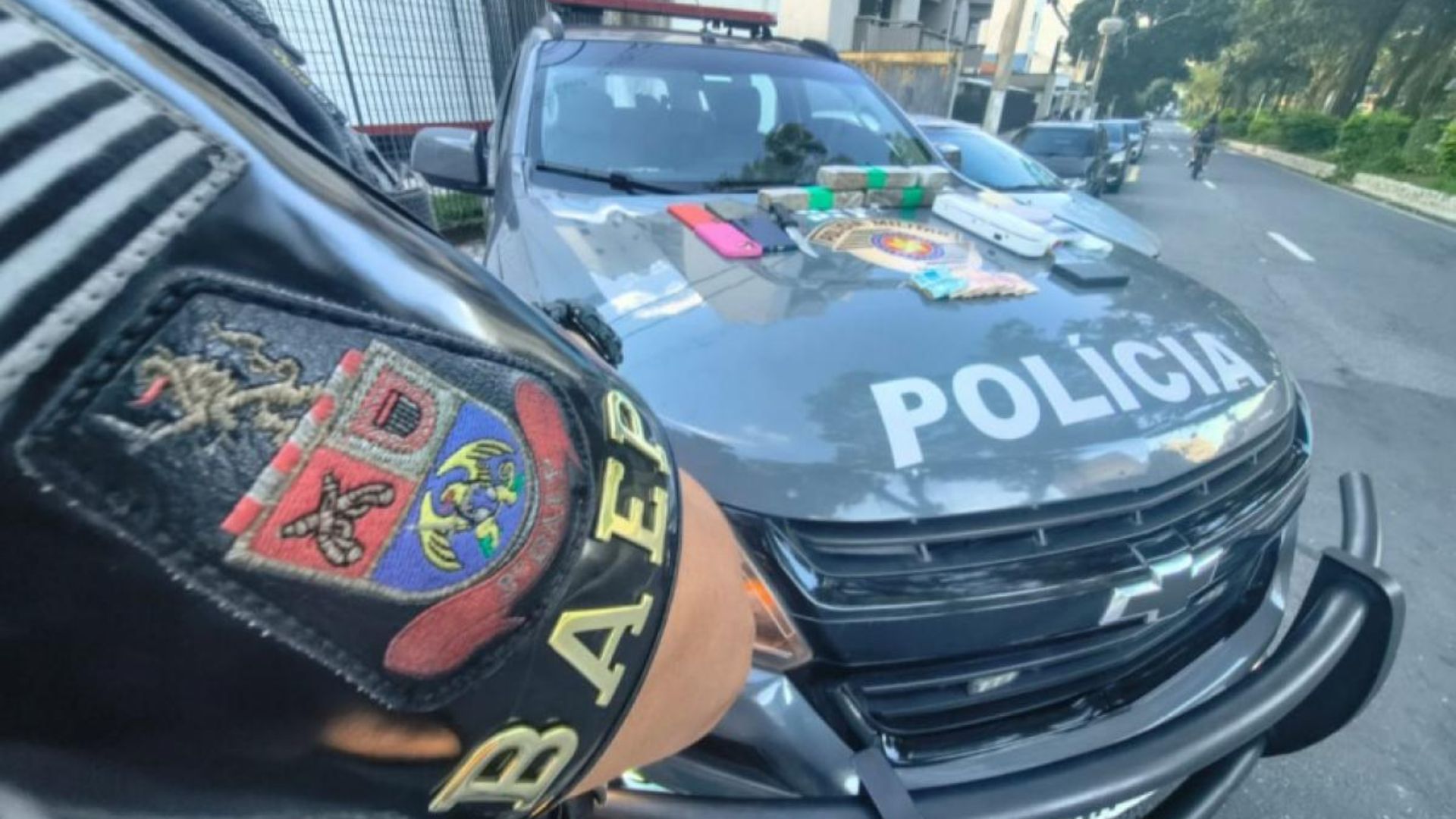 baep apreende drogas em taubaté