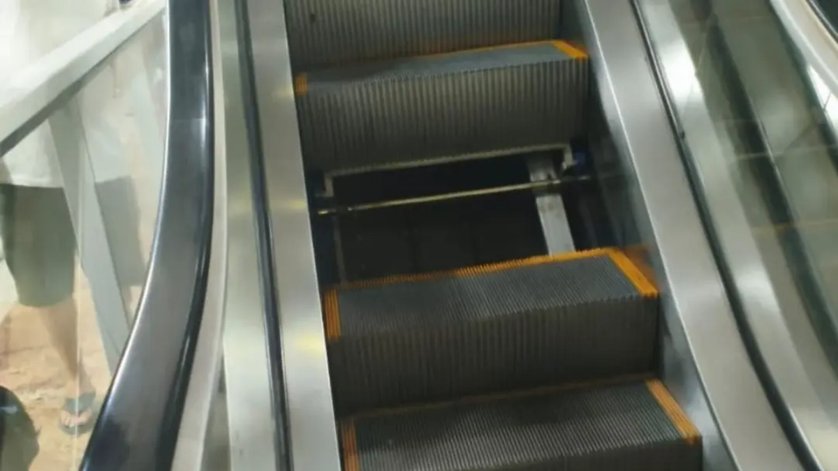 Escada rolante do shopping busca busca fere criança de 4 anos em são josé dos campos