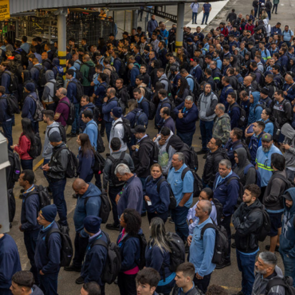 Aviso de Greve dos trabalhadores da GM São José dos Campos por causa da PLR