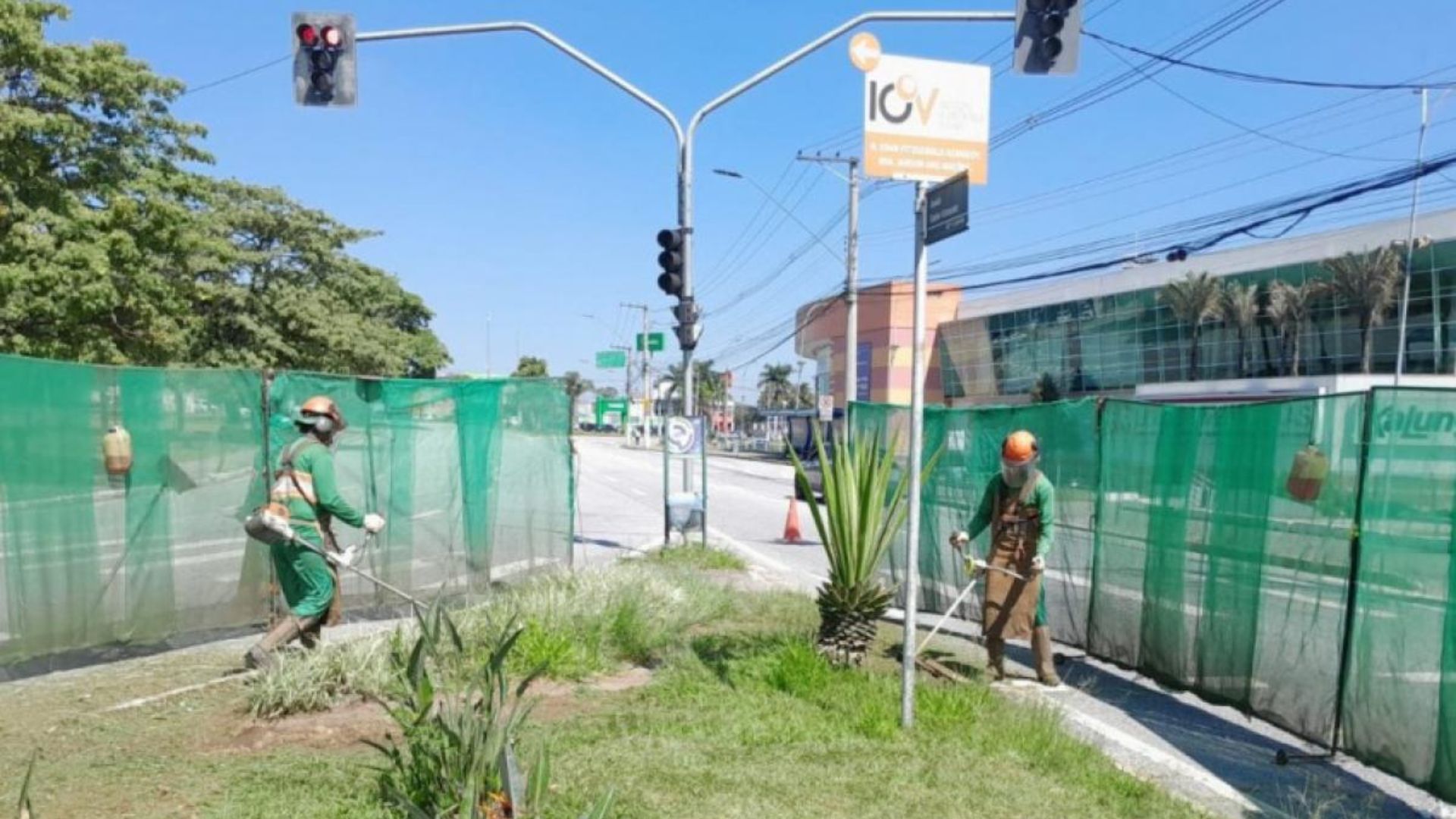 Durante três meses, número de equipes responsáveis por serviços como capina, roçada e limpeza nas vias públicas de Taubaté será de 21