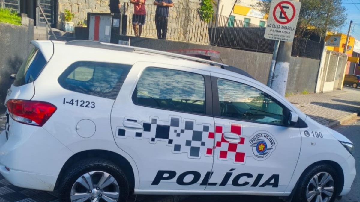 foto de viatura da pm sp (VTR)