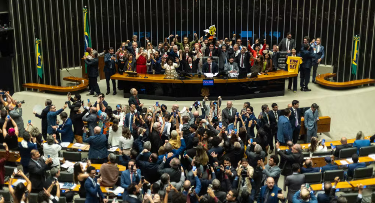 Plenário da Câmara no dia da votação pelo fim da escala 6x1