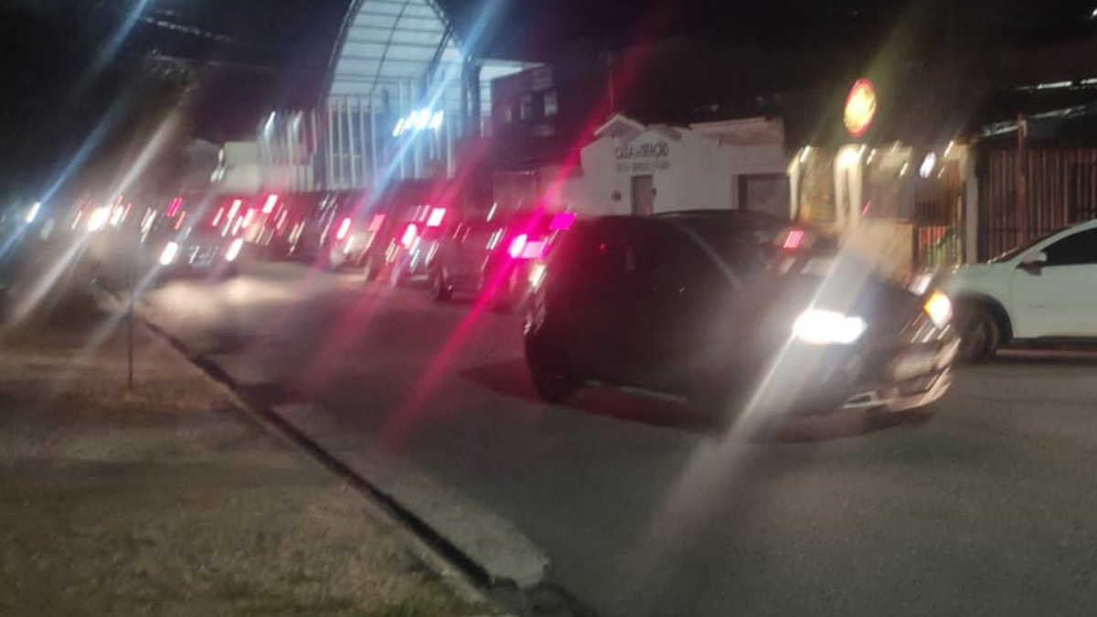 Av Lauzinda da Silva Azevedo, esquina com a Av Haroldo Mattos - Esplanada Independência