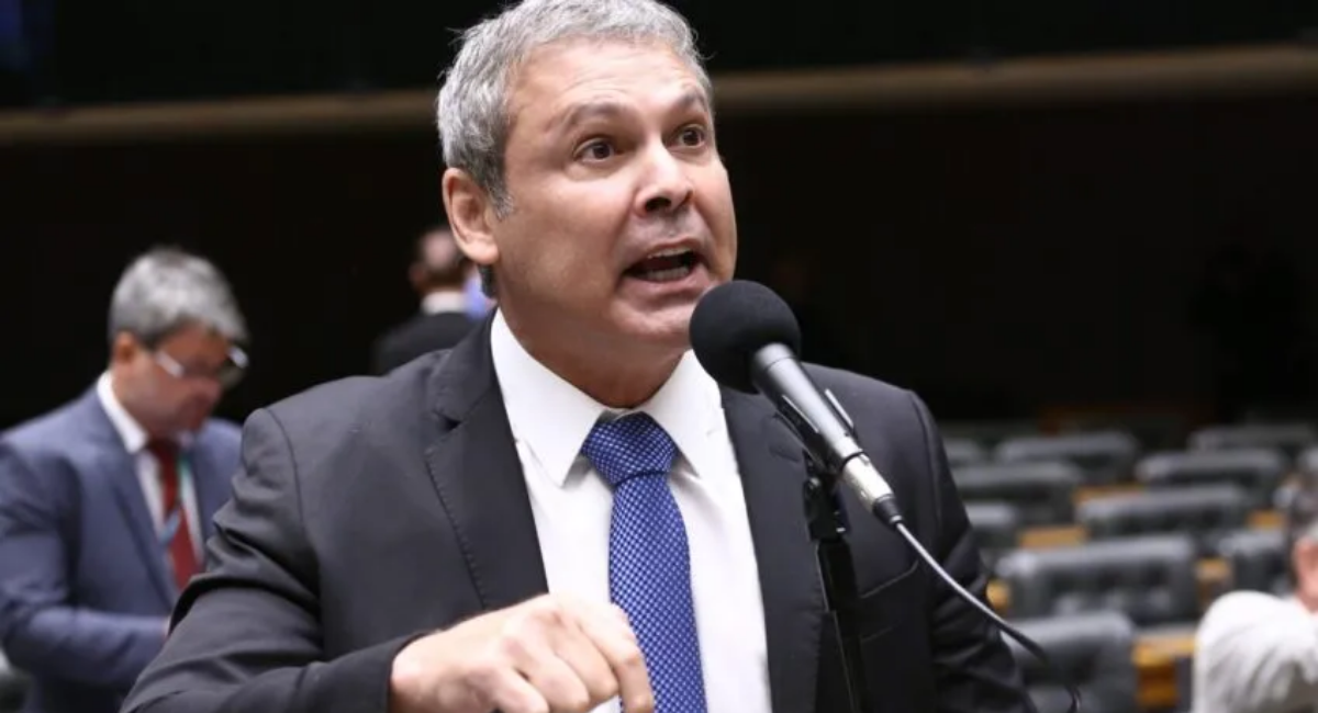 lindbergh farias