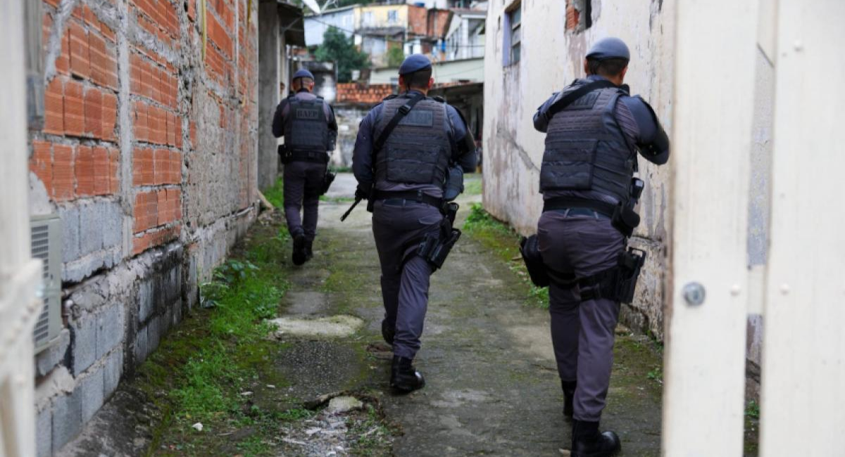 operação da PM em cruzeiro