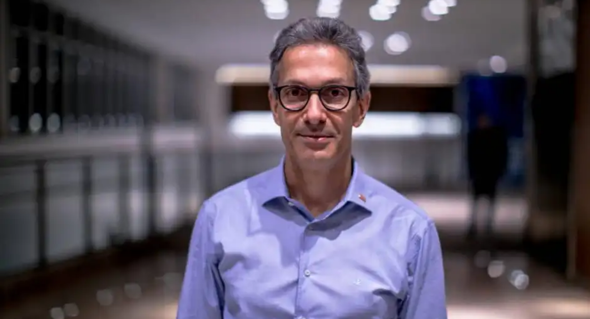 Ex-governador mineiro debate produtividade e desburocratização em evento gratuito promovido pela Assecre no bairro Chácaras Reunidas