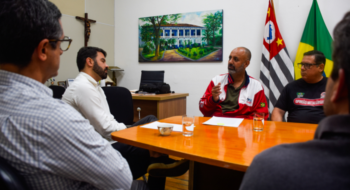 sindmetau e prefeitura de taubaté conversam para evitar 400 demissões na zeentech