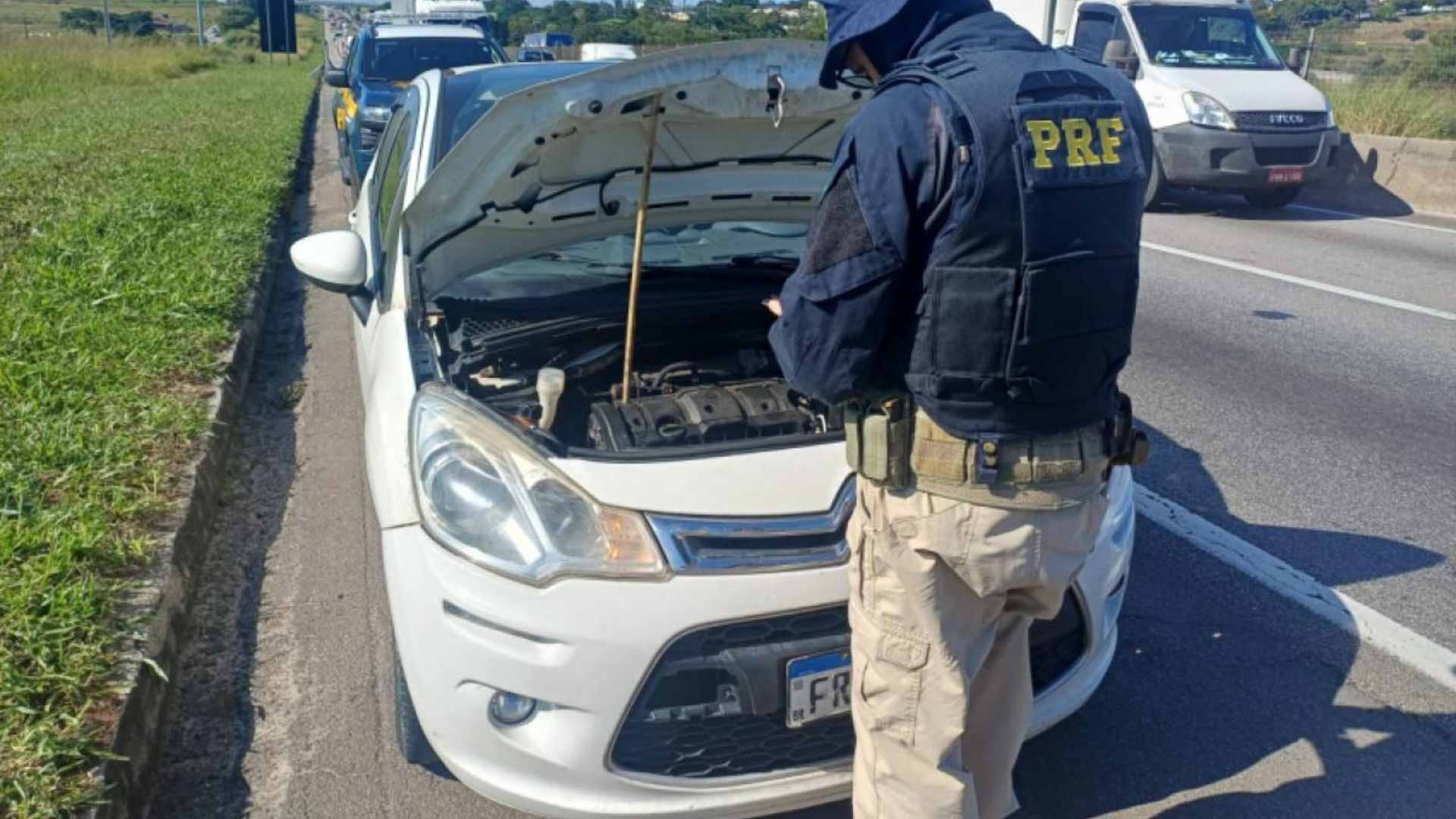 apreensão de carro clonado prf