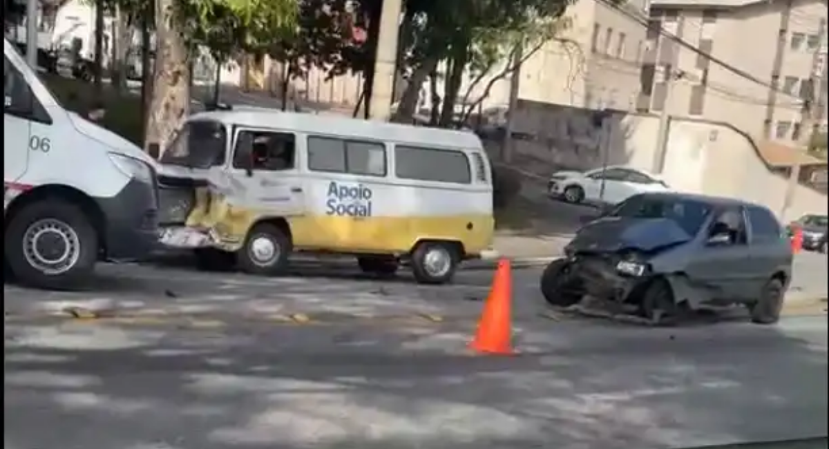 kombi da prefeitura de são josé dos campos