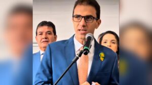 Prefeito de Caraguatatuba veta projeto de lei que revogava a taxa do lixo