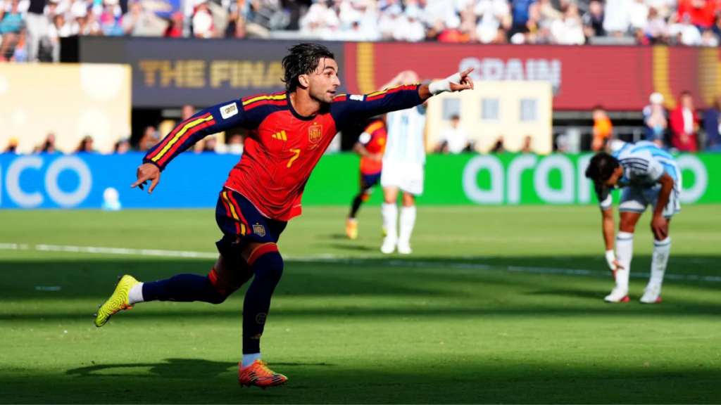Espanha é Campeã da Copa do Mundo 2026 Ferran Torres, da Espanha, celebrando o gol diante da Argentina, em partida válida pela final da Copa do Mundo • Nick Potts/PA Images via Getty Images