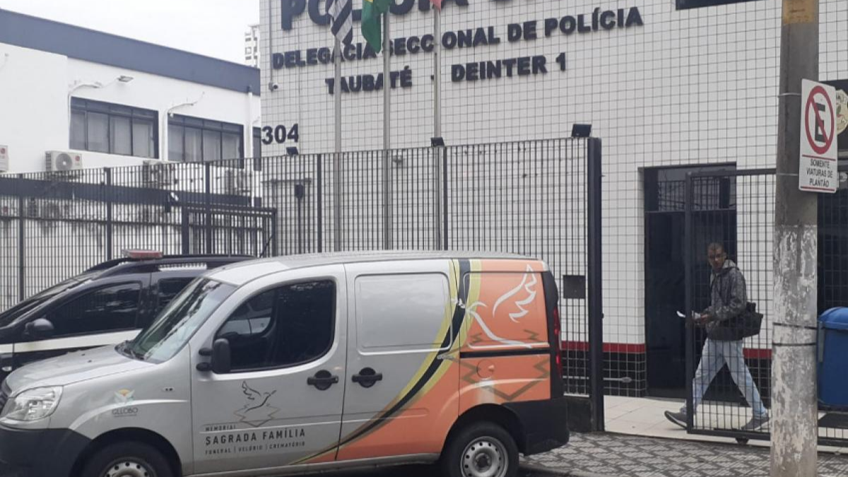 carro funerário sagrada familia taubaté deinter 1