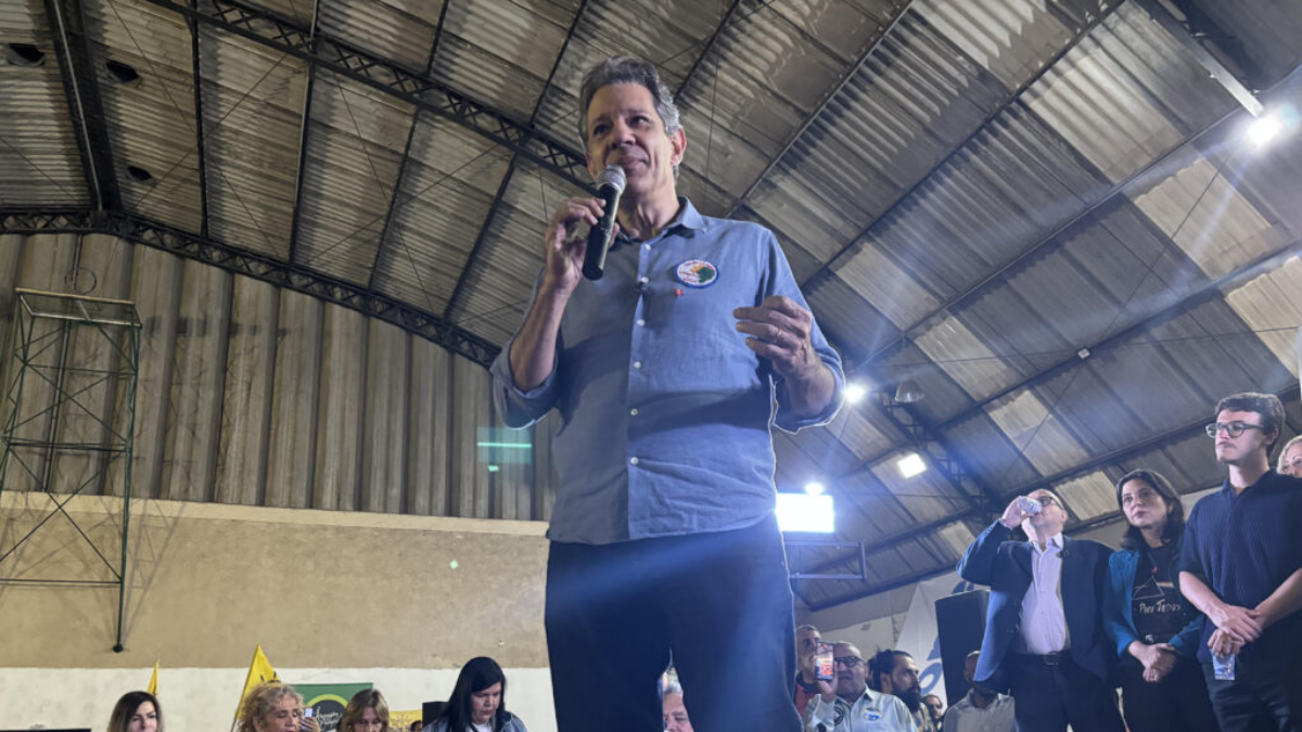 Fernando Haddad cumpre agenda no Vale do Paraíba com duras críticas a Tarcísio nas áreas de segurança, privatizações e economia fernando haddad no vale do paraíba