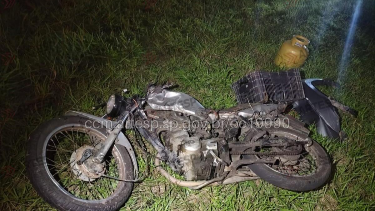 motociclista morre em colisão com picape em taubaté