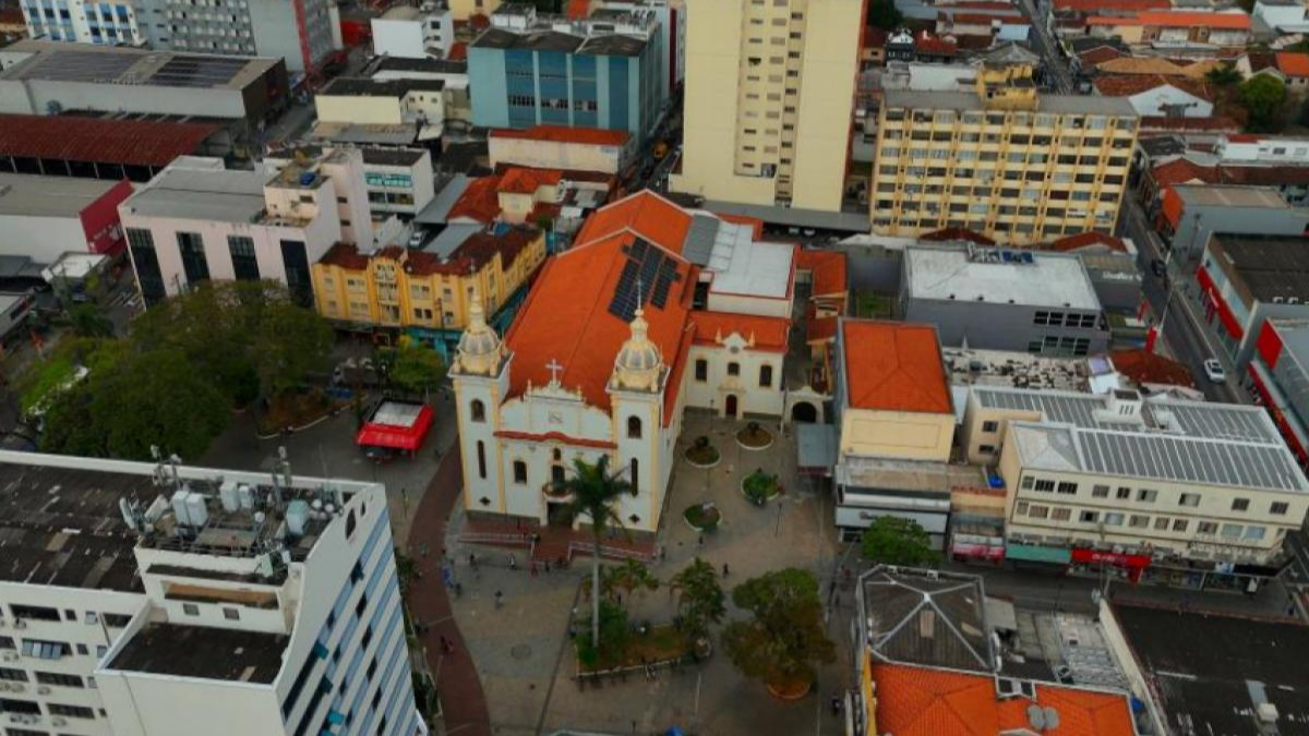 praça dom epaminondas taubaté