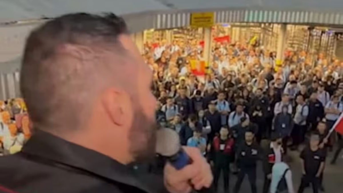 Metalúrgicos da General Motors aprovam estado de greve por aumento real em São José dos Campos sindicato dos metalúrgicos aprova estado de greve na GM