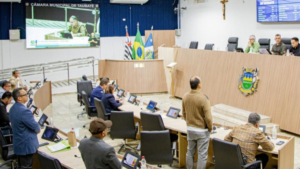 Câmara de Taubaté vota projeto para adequar convocação de suplentes à regra federal