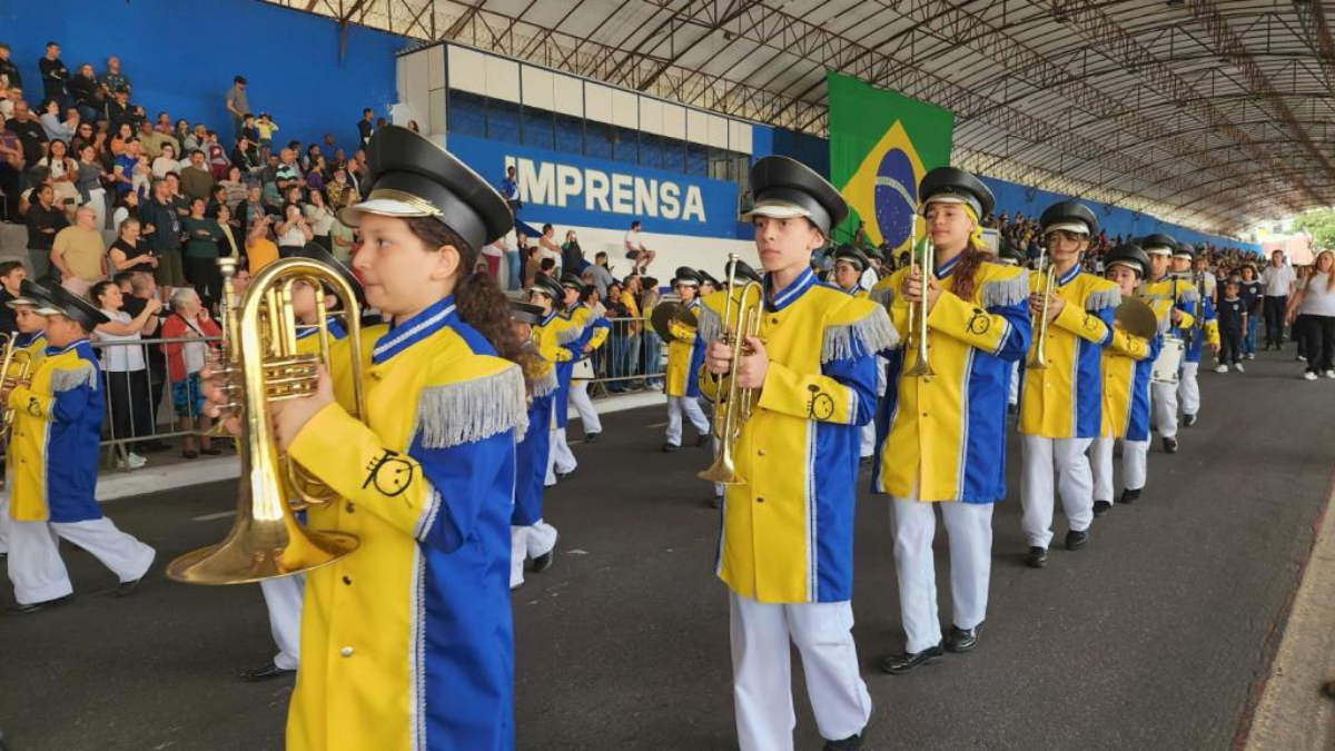 Avenida do Povo recebe tradicional Desfile Cívico de 7 de Setembro em Taubaté imagem do desfile de 7 de setembro taubaté