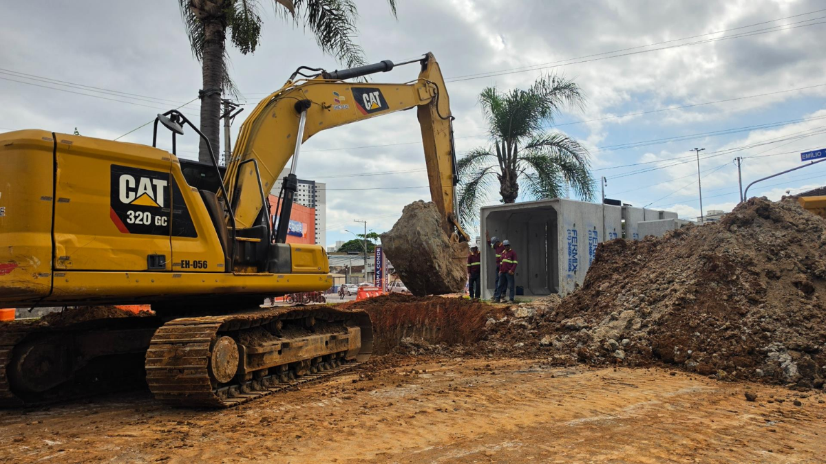 obras na av do povo tubaté fase 2