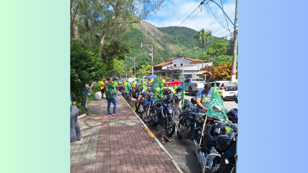 Motocarreata em apoio a Flávio Bolsonaro em Maricá, prova que cidade não é Petista como dizem por aí Motocarreata do Flávio Bolsonaro em Maricá