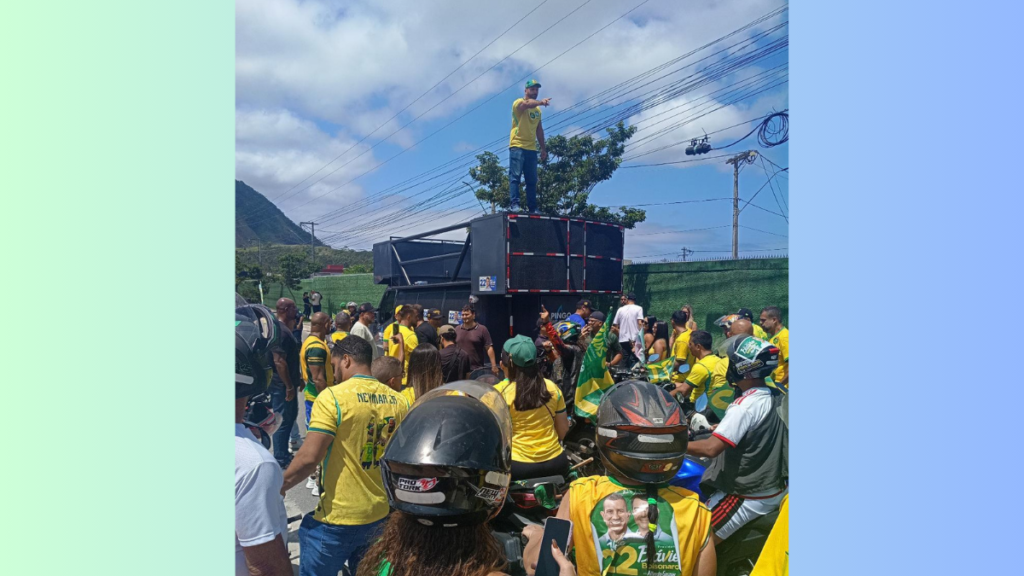 Motocarreata em apoio a Flávio Bolsonaro em Maricá, prova que cidade não é Petista como dizem por aí Motocarreata do Flávio Bolsonaro em Maricá