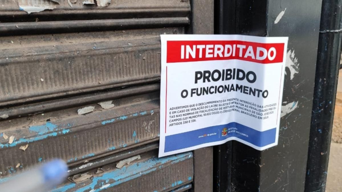 fechamento de adega sjc