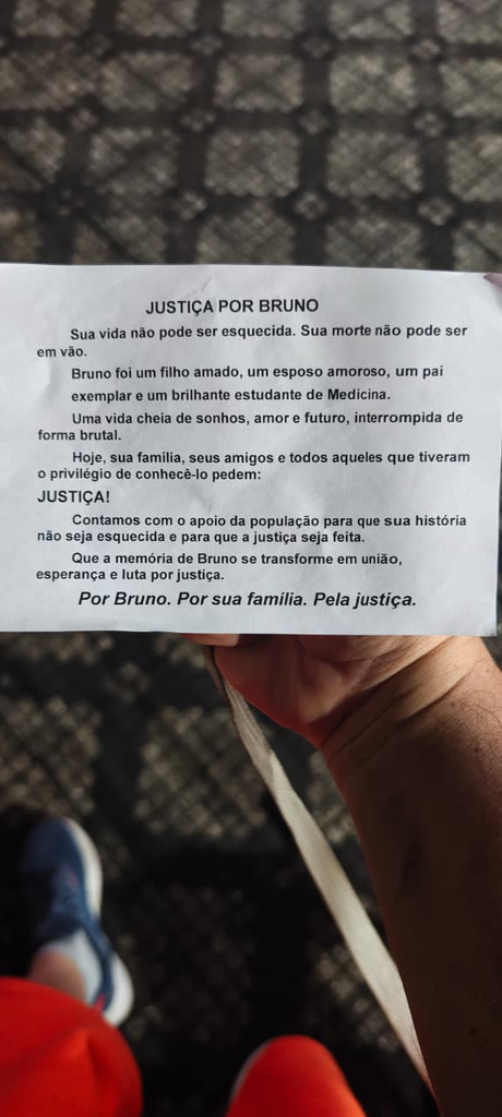 Impresso distribuído durante o ATO pedindo justiça por Bruno