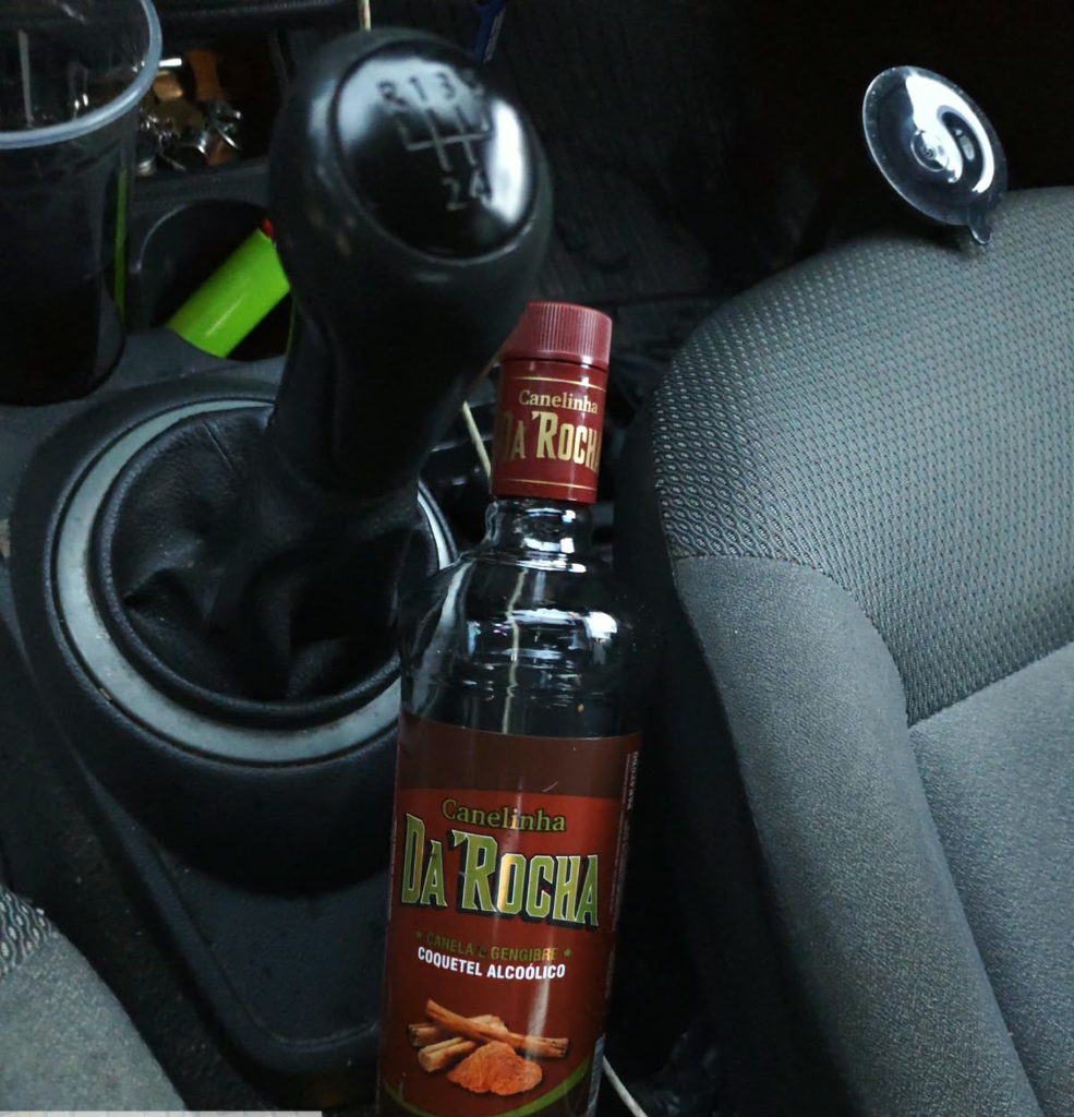 Motorista embriagado atropela três romeiros na Dutra e é preso em flagrante em Taubaté bebida encontrada no carro do envolvido no atropelamento na dutra dos romeiros