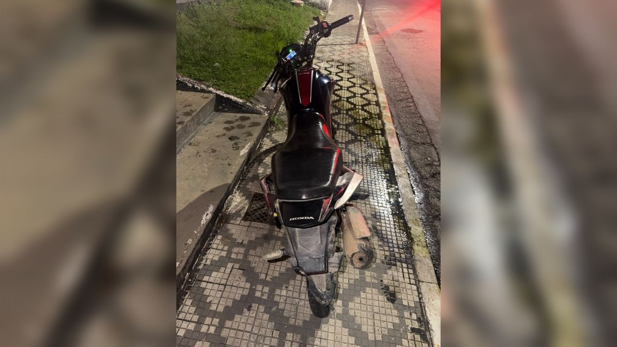 Adolescentes são apreendidos com motocicleta furtada na Rodovia Vito Ardino em Caçapava motocicleta furtada em caçapava