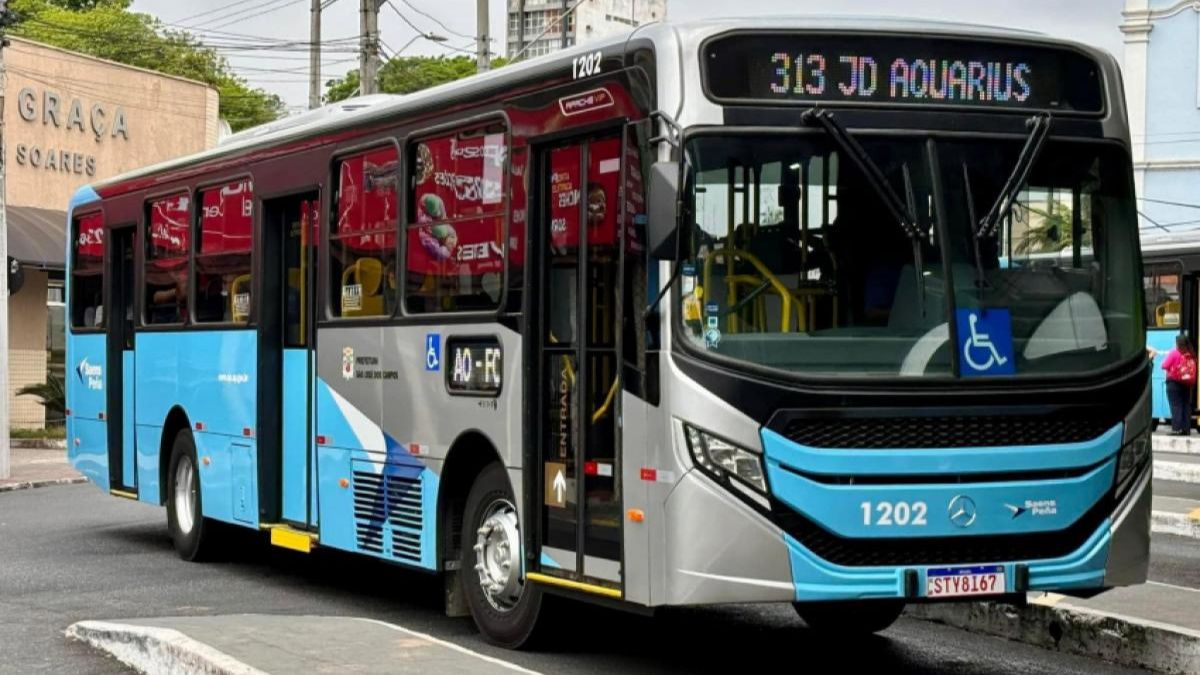 Sindicato realiza assembleia e descarta greve no transporte coletivo em São José onibus são josé dos campos