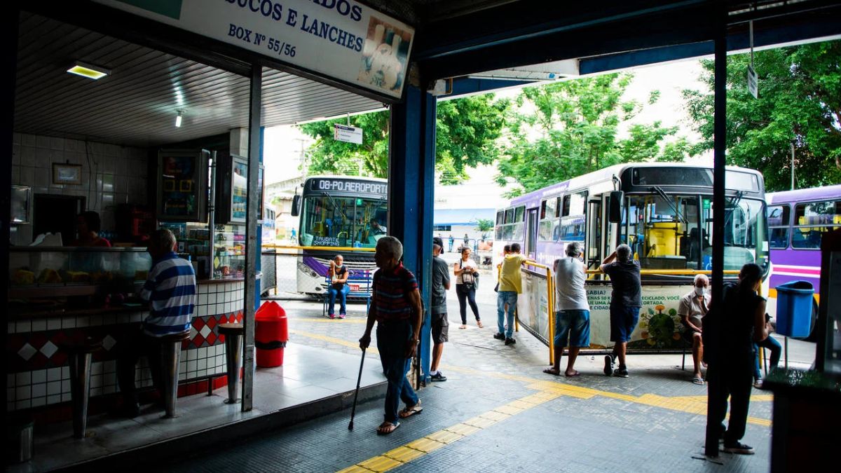 Readequação no Transporte Coletivo de Taubaté Altera Horários de Linhas a Partir deste Domingo rodoviária taubaté