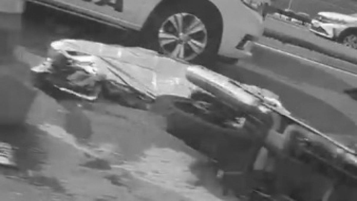 Motociclista morto em acidente no Anel Viário de São José dos Campos é identificado; colisão foi contra trator da Urbam roger, motociclista morto em anel viário é identificado; colisão foi contra trator